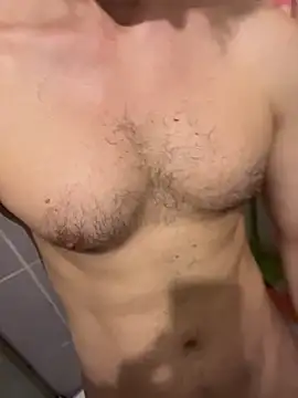 Snapshot of steelxXX_ chatting on June 27, 9:10 pm steelxXX online show from June 27, 9:10 pm