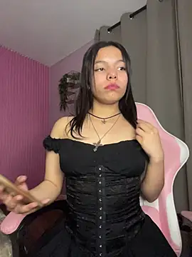 DashaRose online show from August 4, 1:10 am