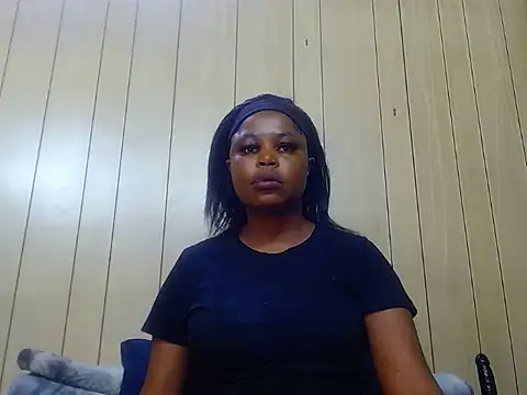 spicykittyy online show from June 25, 6:35 pm