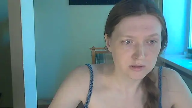 Snapshot of Holistic_woman chatting on June 20, 10:31 am Holistic woman online show from June 20, 10:31 am