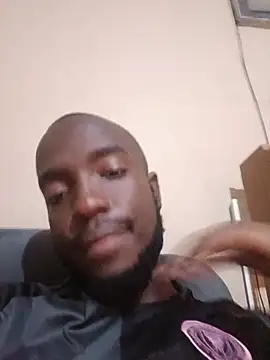 Snapshot of Earnthis chatting on June 21, 4:57 pm Earnthis online show from June 21, 4:57 pm