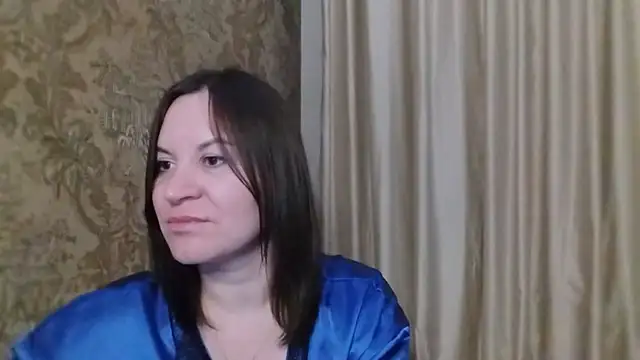 Lauralison online show from July 6, 7:38 pm