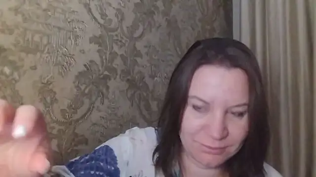 Lauralison online show from July 7, 8:23 pm