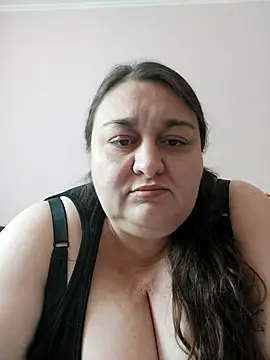 Snapshot of GoodLadyAlla chatting on June 24, 12:15 pm GoodLadyAlla online show from June 24, 12:15 pm