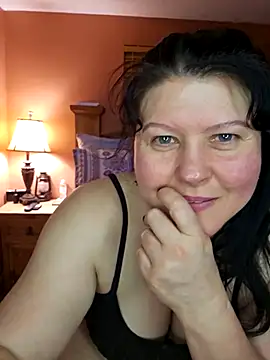 Snapshot of SpicyRosy chatting on July 6, 4:52 am SpicyRosy online show from July 6, 4:52 am