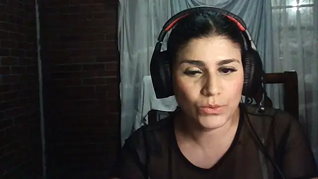 CarolinaMoretti online show from July 14, 3:55 am