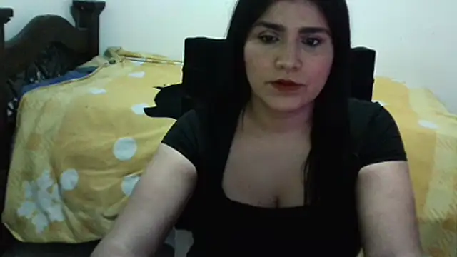 CarolinaMoretti online show from August 8, 1:23 am