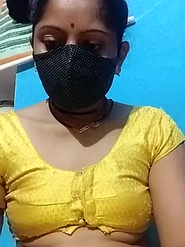 Snapshot of Hot_shivi34 chatting on June 30, 9:59 pm Hot shivi34 online show from June 30, 9:59 pm