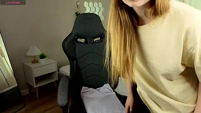 LiliTiny online show from July 8, 1:08 am