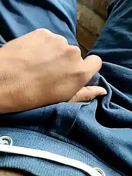 Bengali Hunk025 online show from June 24, 10:36 am