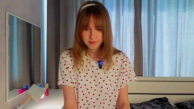 SunnySikarskie online show from July 8, 4:13 am