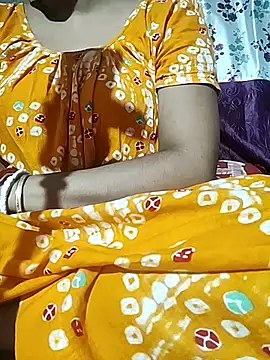 Snapshot of Shy_Girl_Rekha chatting on June 24, 6:06 pm Shy Girl Rekha online show from June 24, 6:06 pm
