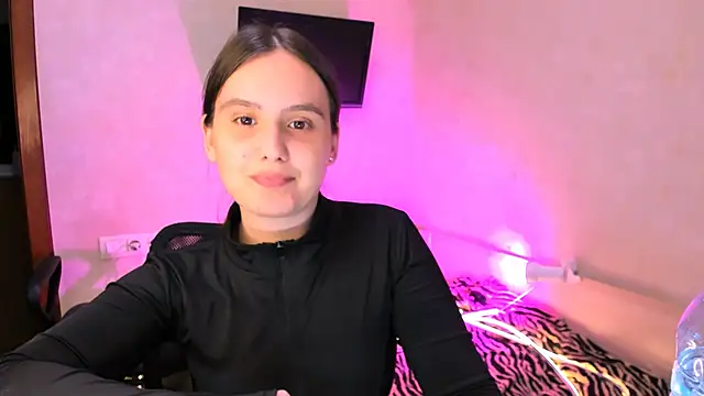 ChelseaStarX online show from July 31, 10:25 am