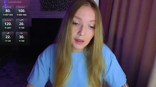Snapshot of Kate__Walker chatting on June 20, 3:55 am Kate Walker online show from June 20, 3:55 am