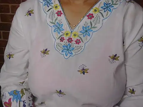 loving queen1 online show from June 19, 4:13 pm