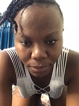 DaisyBerry online show from June 21, 12:11 pm