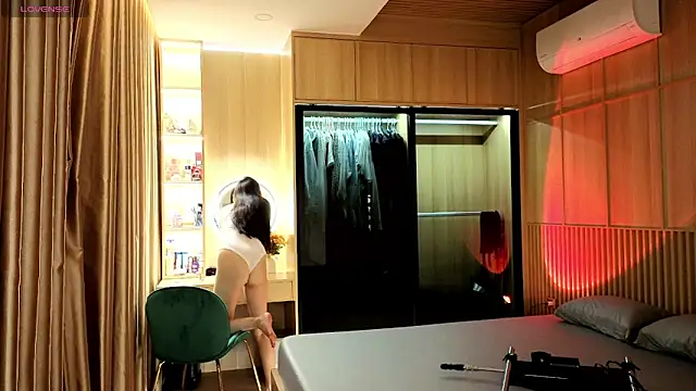 Snapshot of miko_kimura chatting on October 26, 4:29 pm miko kimura online show from October 26, 4:29 pm