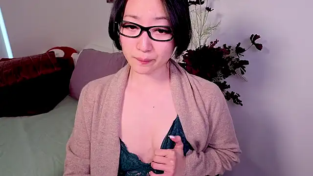 MySweetSofie online show from March 7, 10:04 pm