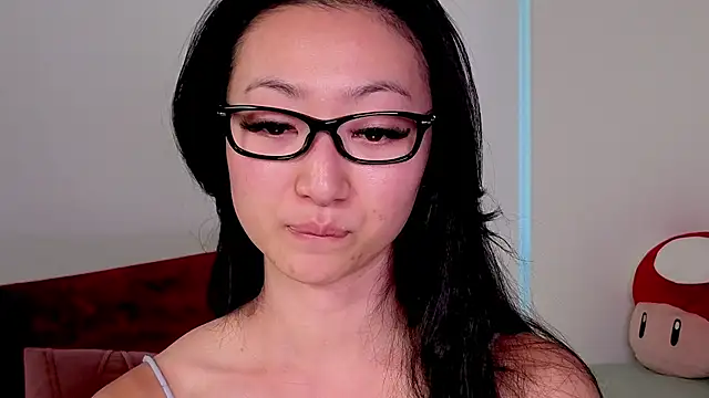 MySweetSofie online show from April 9, 1:51 am