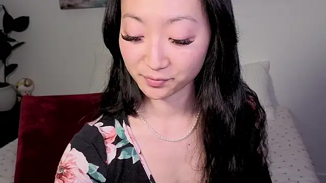 MySweetSofie online show from October 8, 9:48 pm