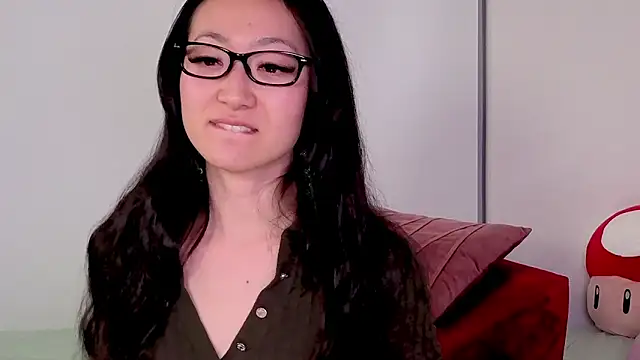 MySweetSofie online show from March 17, 2:03 am