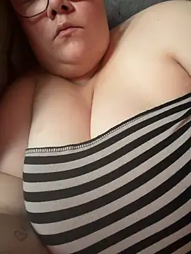Honey HazelX online show from June 27, 4:18 am