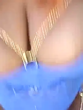 pearlsweetgirl online show from July 12, 1:06 am