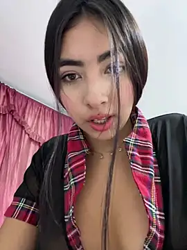 cherry skinnyy  online show from July 1, 12:11 am
