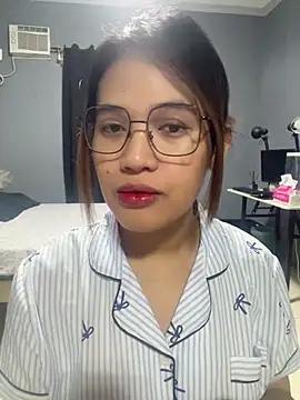 STUCK on YOU  online show from June 26, 11:27 am