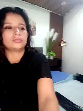 victorialuxe  online show from June 20, 2:49 am