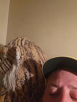 heterohotguy78 online show from August 3, 9:52 pm