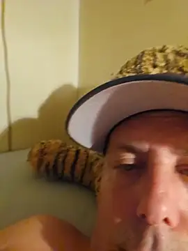 heterohotguy78 online show from July 18, 8:28 pm
