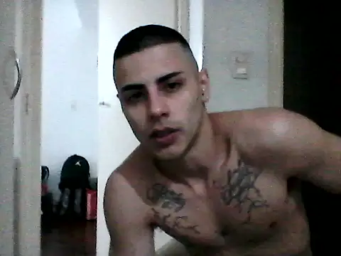 Aronfox23 online show from July 28, 8:23 pm