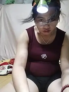 whatmes online show from August 3, 7:27 am