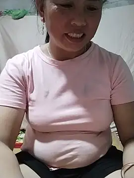 whatmes online show from August 5, 2:55 pm