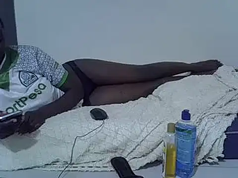milky gal ebony online show from June 29, 10:42 pm
