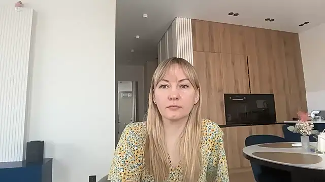Dorielle online show from June 25, 5:12 am