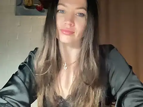 Snapshot of Vionelake chatting on July 3, 6:47 pm Vionelake online show from July 3, 6:47 pm