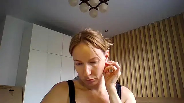 Deloriada online show from August 8, 9:05 am