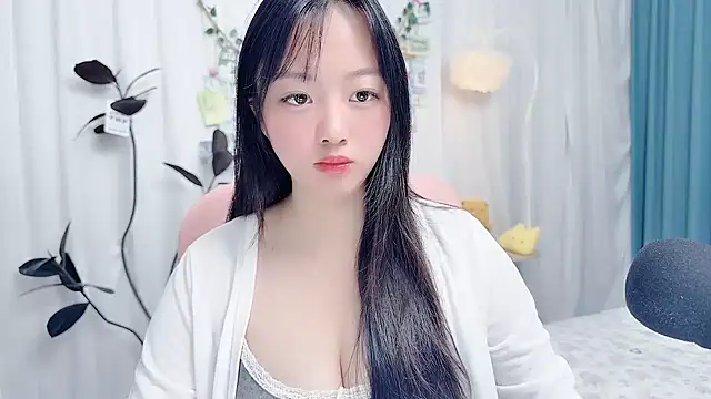 Winnie666999 online show from August 4, 3:22 am