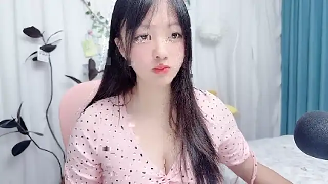 Winnie666999 online show from August 6, 3:12 am
