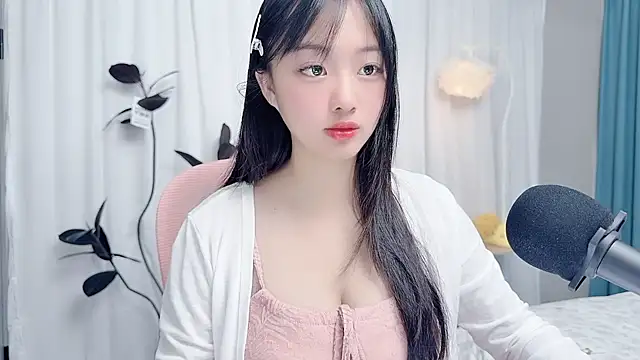 Winnie666999 online show from July 26, 3:13 am