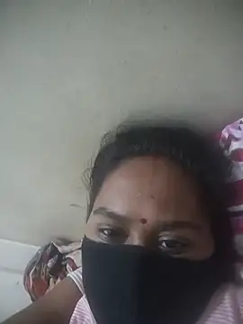 Lundpakadu online show from July 12, 6:31 pm