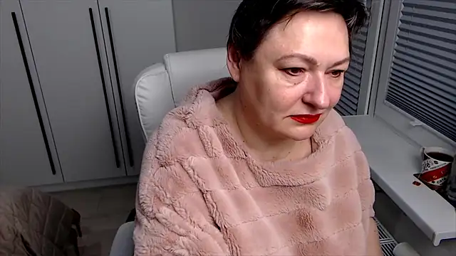 ScarlettReed online show from December 22, 6:57 am