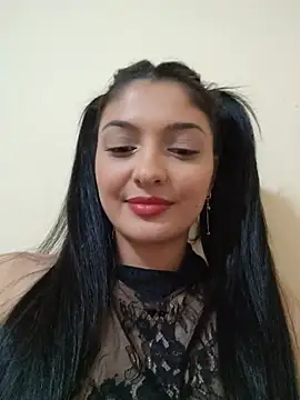 Snapshot of Ambra-Long chatting on July 3, 7:42 pm Ambra-Long online show from July 3, 7:42 pm