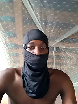 Snapshot of kairo_reign chatting on June 24, 2:48 pm kairo reign online show from June 24, 2:48 pm