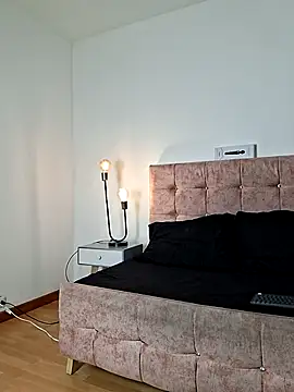 Snapshot of BrunoSilva_ chatting on July 13, 12:04 pm BrunoSilva online show from July 13, 12:04 pm