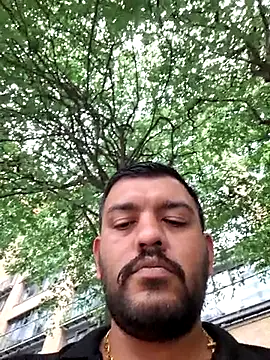 Snapshot of AjAj1985 chatting on June 22, 7:11 pm AjAj1985 online show from June 22, 7:11 pm
