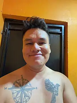 LatinoLeones online show from June 21, 12:11 pm