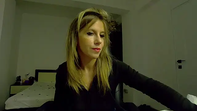 DedeSibel online show from March 23, 4:18 pm